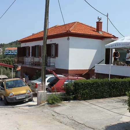 Apartament By The Sea Kali, Ugljan - 8319 *